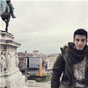 Diplomato liceo scientifico offre lezioni di matematica, fisica e scienza